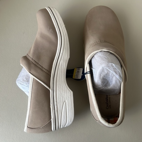 Croft&Barrow. sole (sense)ability ladies, slip on,,size 9 never used ￼ - Picture 12 of 16